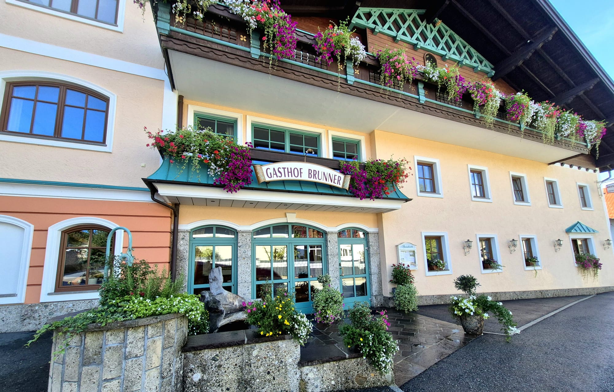 WhatsApp Image 2025-10-23 at 21.12.45 (2)